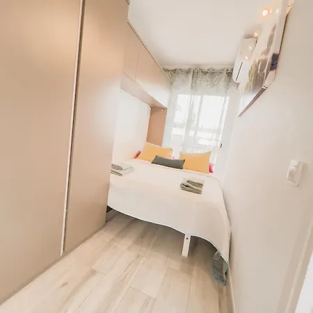 Amazing 2 Bedroom With Big Sun Terrace Centre Apartment